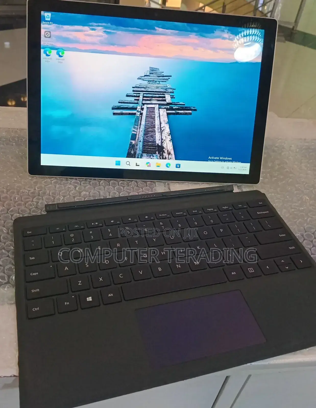 New Laptop Microsoft Surface Pro 7 16GB Intel Core i7 SSD 256GB