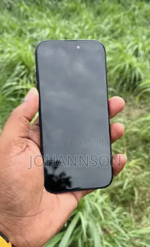 New Apple iPhone 17 512 GB Black