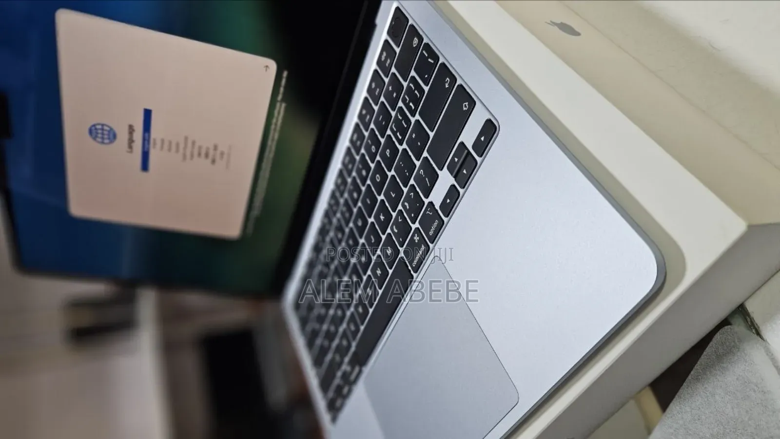 New Laptop Apple MacBook Air 2025 M4 13-inch 16GB Apple M4 SSD 256GB