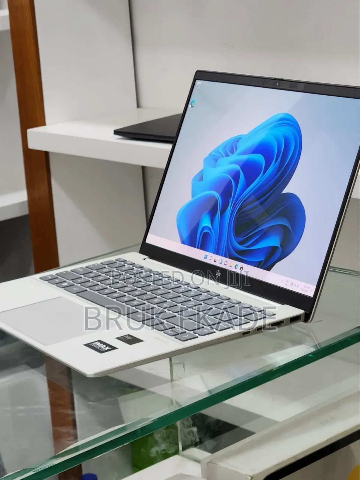 New Laptop HP Pavilion 14 32GB Intel Core Ultra 7 SSD 512GB