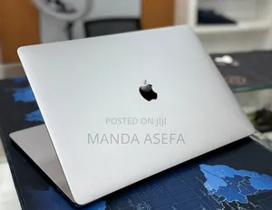 New Laptop Apple MacBook Pro 2019 16GB Intel Core i7 SSD 512GB