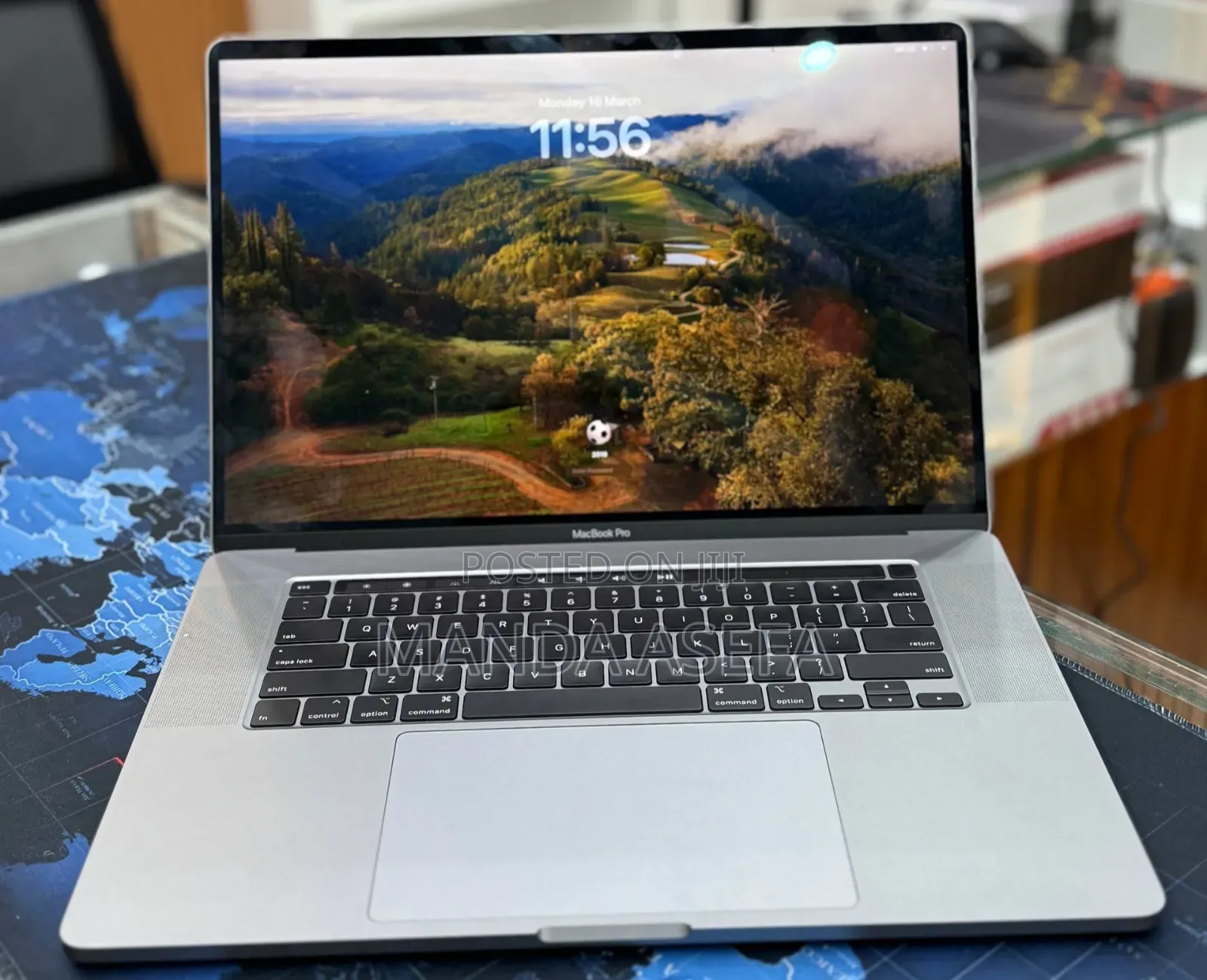 New Laptop Apple MacBook Pro 2019 16GB Intel Core i7 SSD 512GB