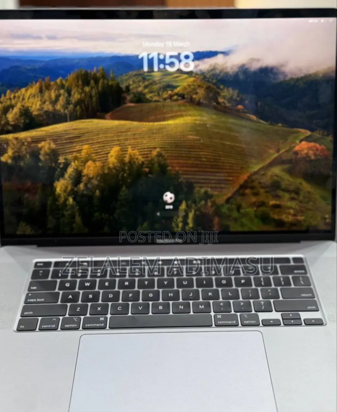 New Laptop Apple MacBook Pro 2019 16GB Intel Core i7 SSD 512GB