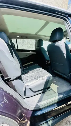 Volkswagen ID.6 2022 Gray