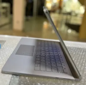 New Laptop Microsoft Surface Book 3 16GB Intel Core i7 SSD 256GB