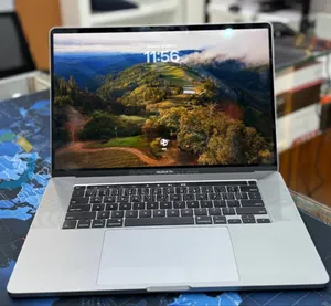 New Laptop Apple MacBook Pro 2019 16GB Intel Core i7 SSD 512GB