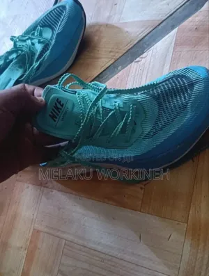 Shoes Bonda
