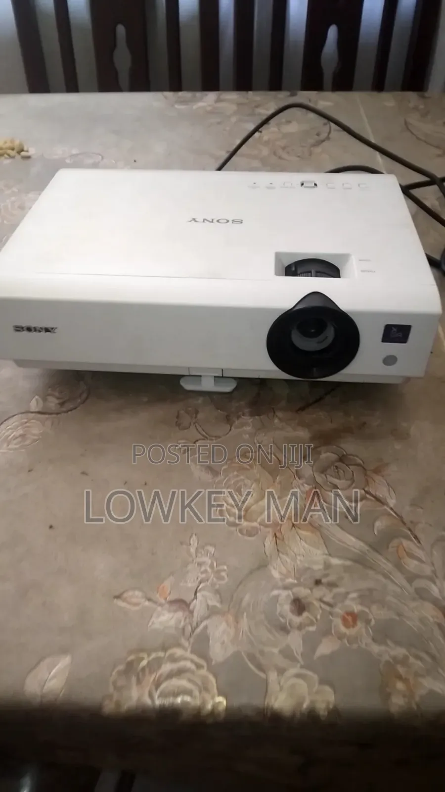 Sony Dx 100 Projector