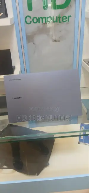 New Laptop Samsung Chromebook Plus 8GB Intel Core 3 SSD 256GB