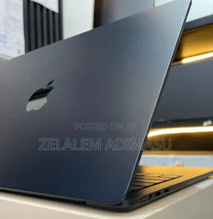 New Laptop Apple MacBook Air 2025 M4 13-inch 16GB Apple M4 SSD 512GB