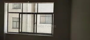 Venetian Curtain
