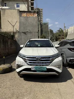 Toyota Rush 2022 White
