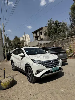 Toyota Rush 2022 White