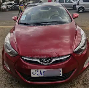 Hyundai Elantra 2013 Red