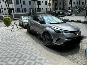 Toyota C-HR 2020 Gray