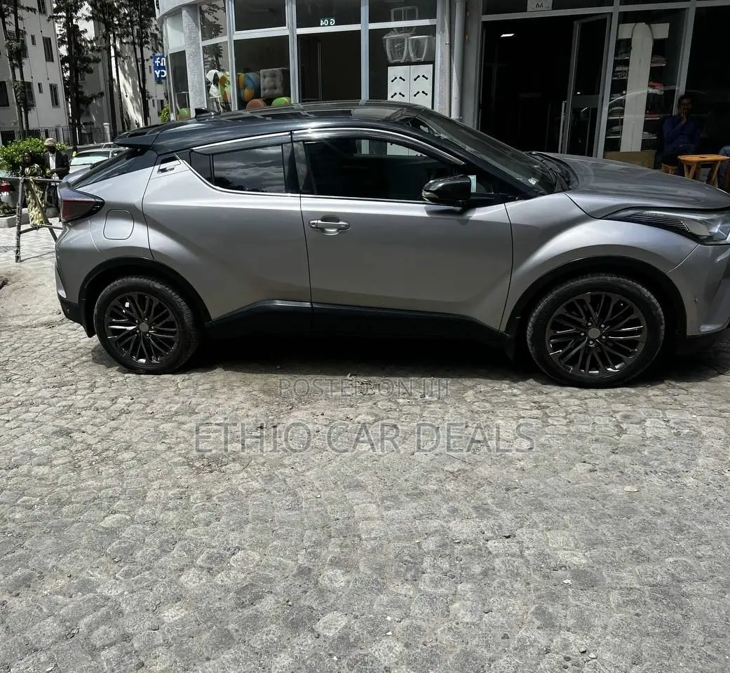 Toyota C-HR 2020 Gray