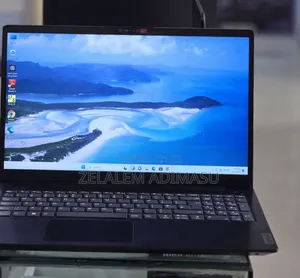 New Laptop Lenovo V15 16GB Intel Core i7 SSD 512GB