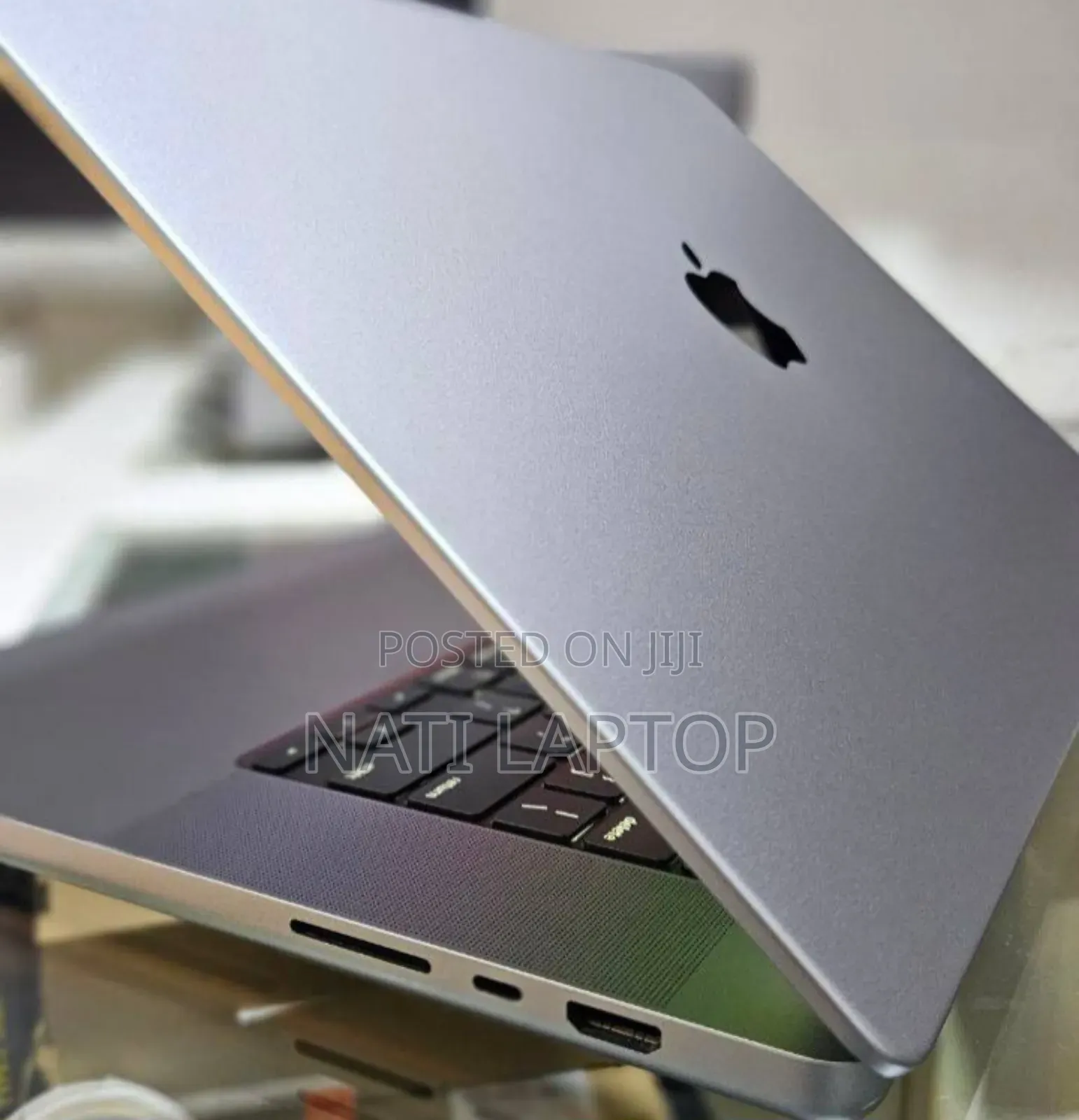 New Laptop Apple MacBook Pro M1 32GB Apple M1 Pro SSD 1T