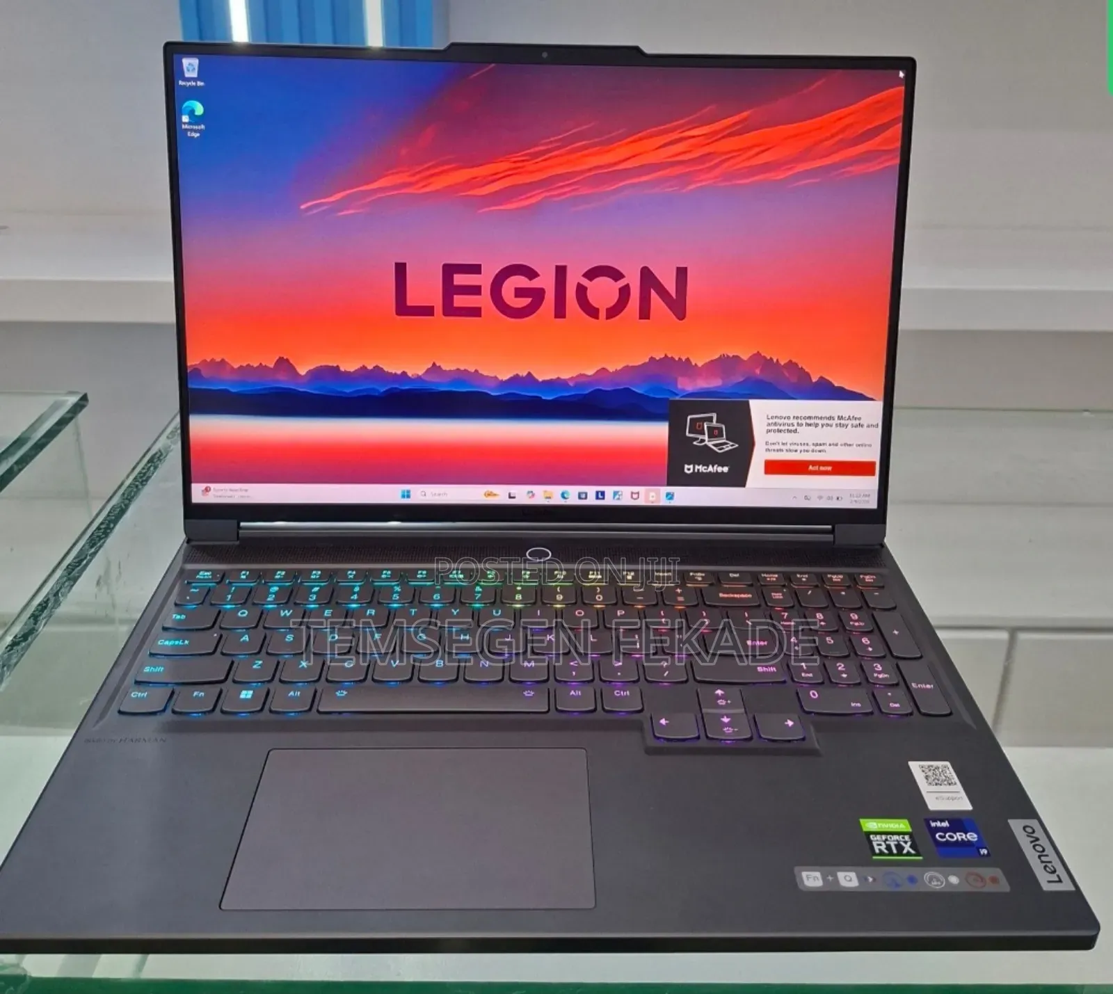 New Laptop Lenovo Legion 7 16GB Intel Core i9 SSD 1T