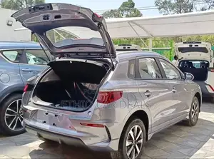 New BYD E2 43 kWh 94 hp FWD 2025 Gray