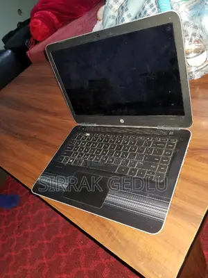 Laptop HP Pavilion 15 4GB Intel Core i5 HDD 1T
