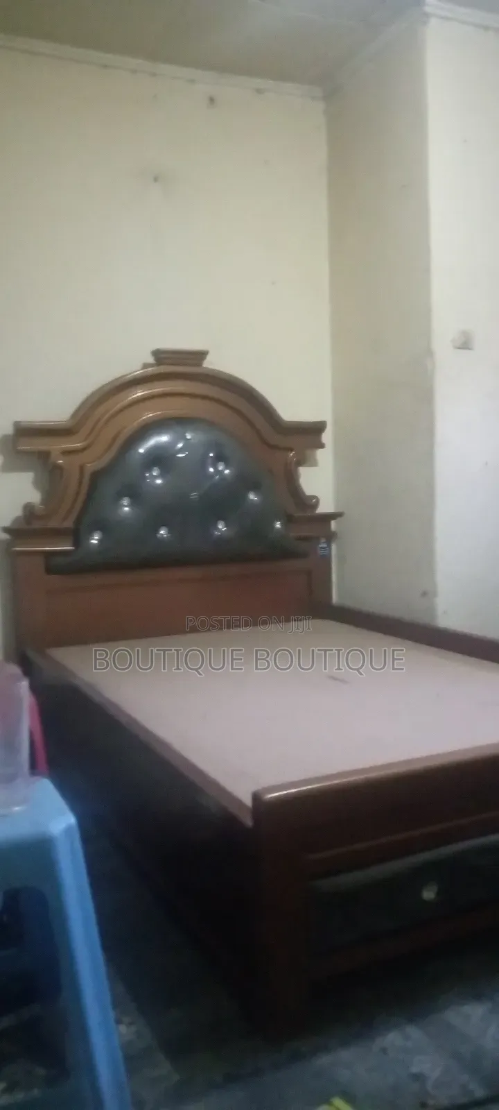 Bed 120 Meter
