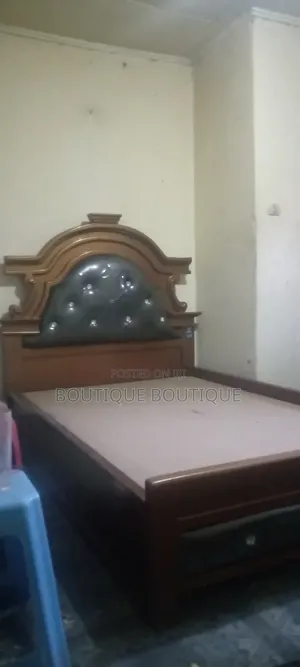 Bed 120 Meter