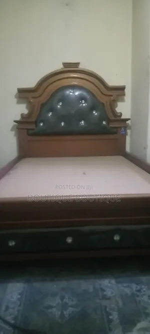 Bed 120 Meter