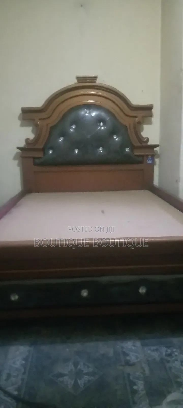 Bed 120 Meter