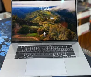 New Laptop Apple MacBook 2019 16GB Intel Core i7 SSD 512GB