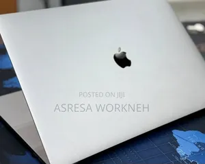 New Laptop Apple MacBook 2019 16GB Intel Core i7 SSD 512GB