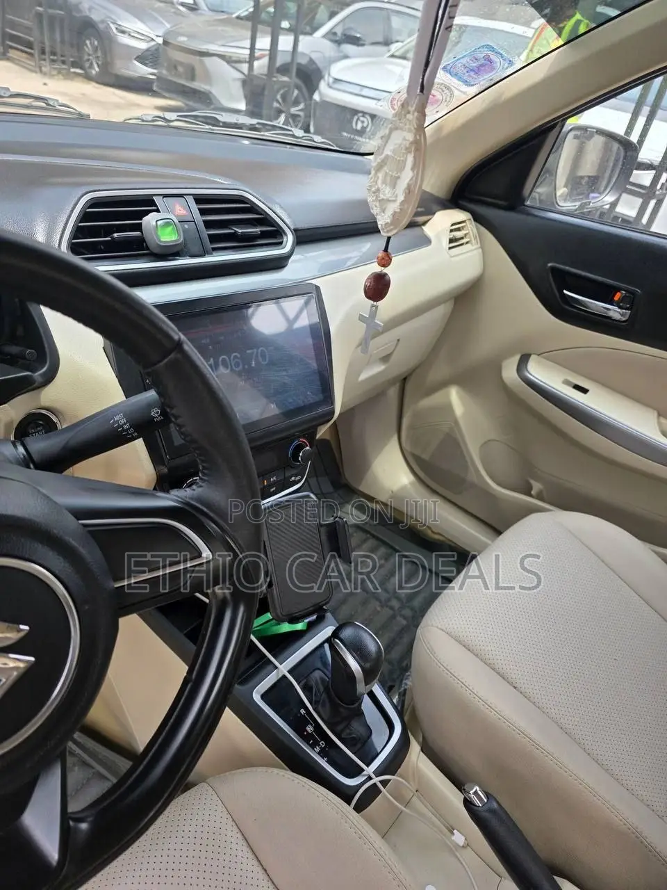Suzuki Dzire 2022 Silver