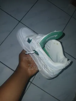 Jordan 4 Shose