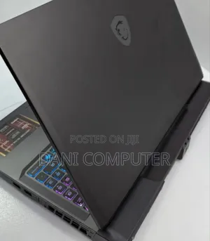New Laptop MSI Vector 16 HX AI A2XWIG 32GB Intel Core Ultra 7 SSD 512GB