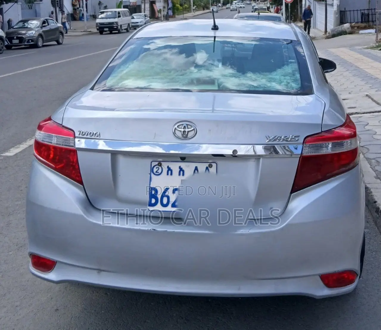 Toyota Yaris 2014 Silver