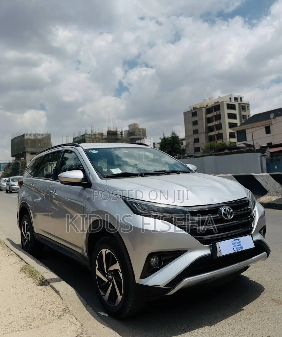 Toyota Rush 2021 Silver