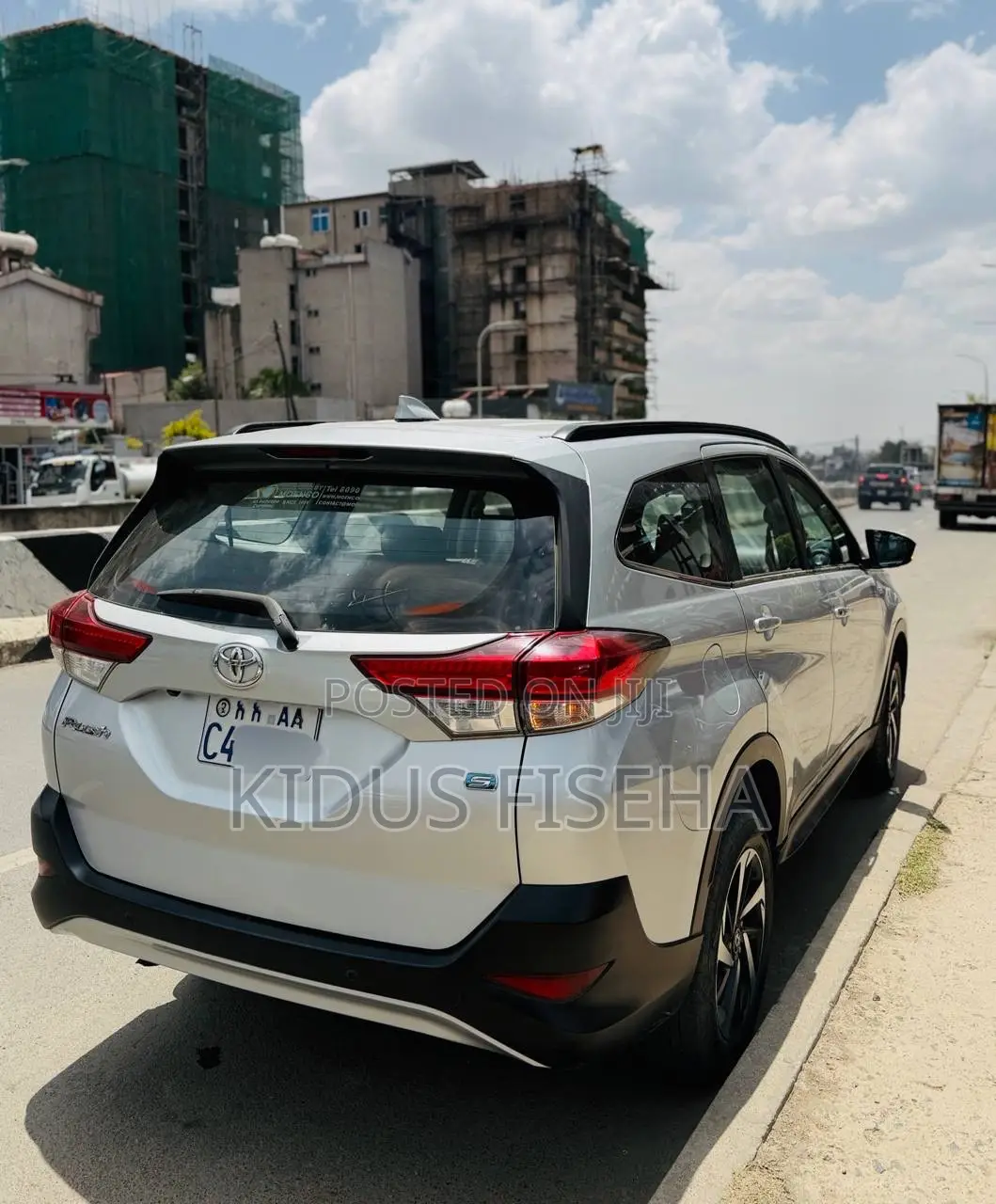 Toyota Rush 2021 Silver