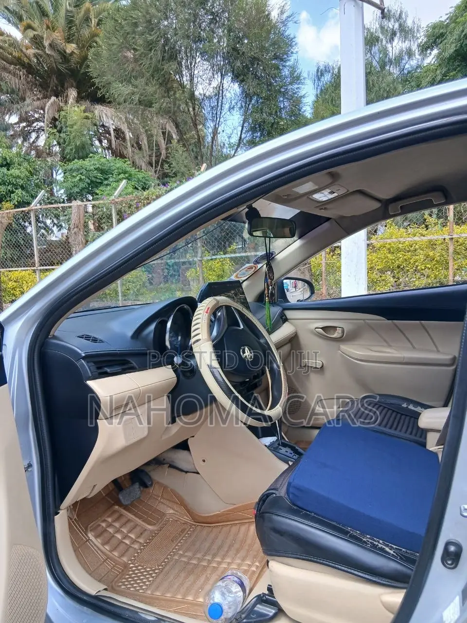 Toyota Yaris 2015 Silver