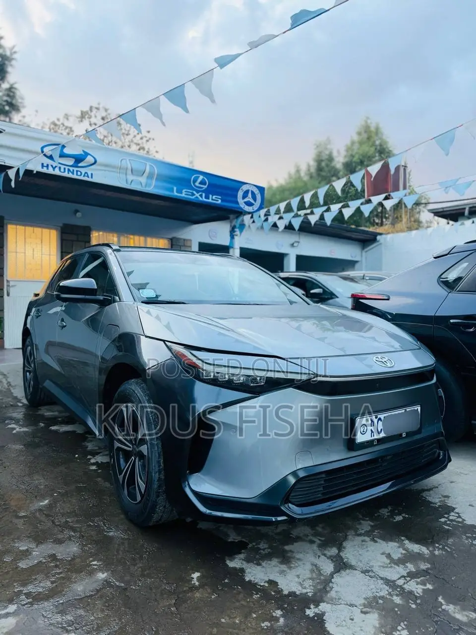Toyota bZ4X 2023 Gray