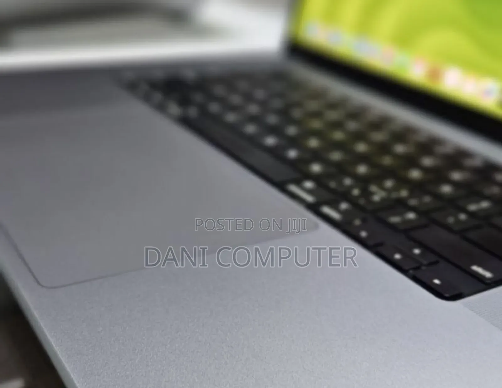 New Laptop Apple MacBook Pro 2021 M1 32GB Apple M1 Pro SSD 1T