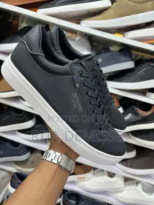 Man Shose 40-45