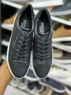 Man Shose 40-45