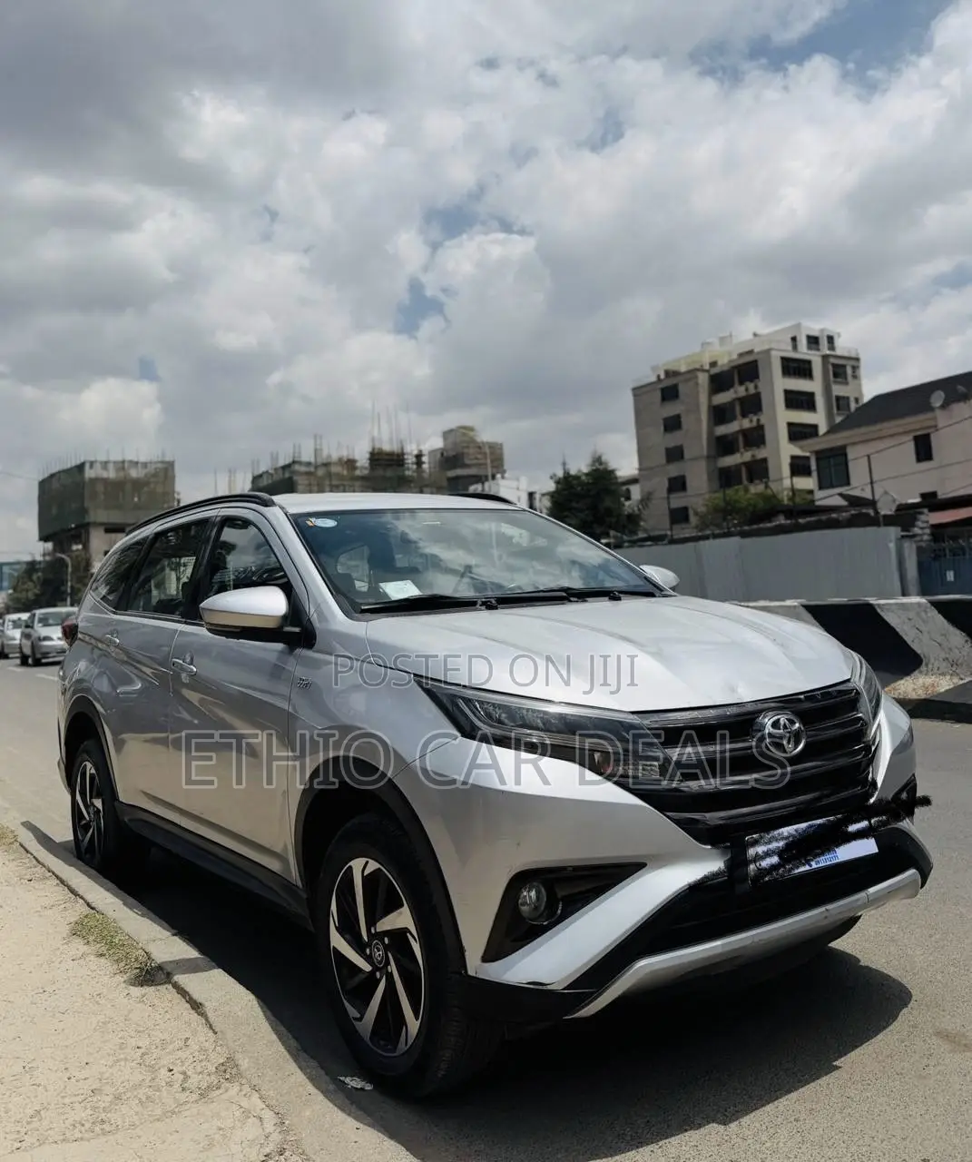 Toyota Rush 2022 Silver