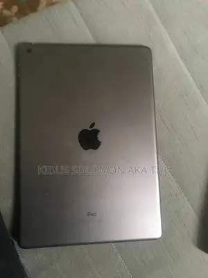 Apple iPad 10.2 (2019) 128 GB Black