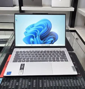 New Laptop Lenovo Ideapad 3 16GB Intel Core i5 SSD 512GB