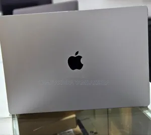 New Laptop Apple MacBook Pro M1 32GB Apple M1 Pro SSD 1T