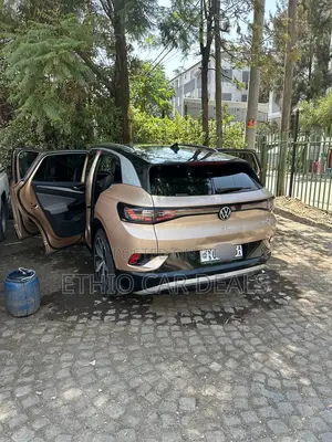 Volkswagen ID.4 2023 Gold