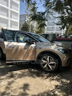 Volkswagen ID.4 2023 Gold