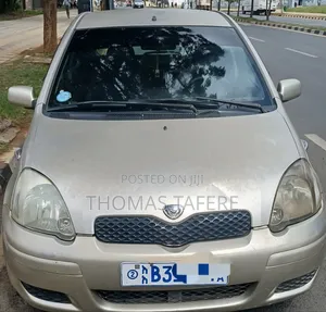 Toyota Vitz 2003