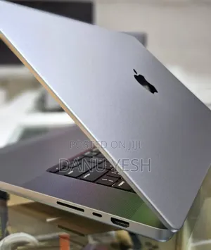 New Laptop Apple MacBook Pro 2021 M1 32GB Apple M1 Pro SSD 1T